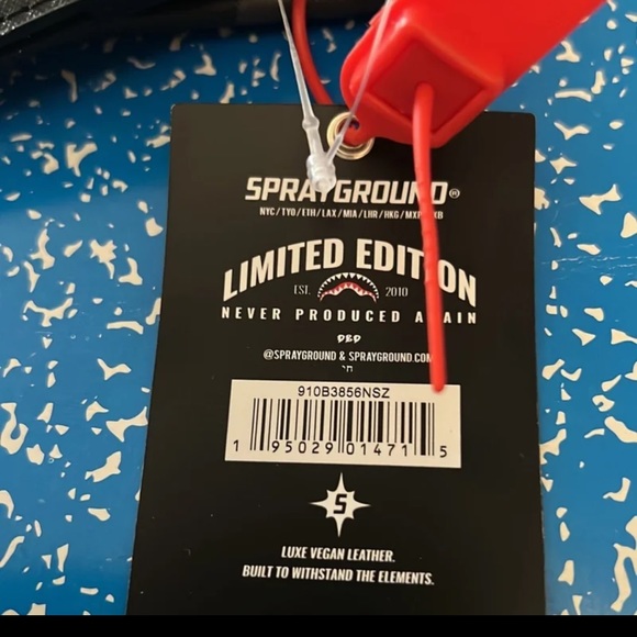 NWT Spray Ground Clutch - Picture 6 of 6